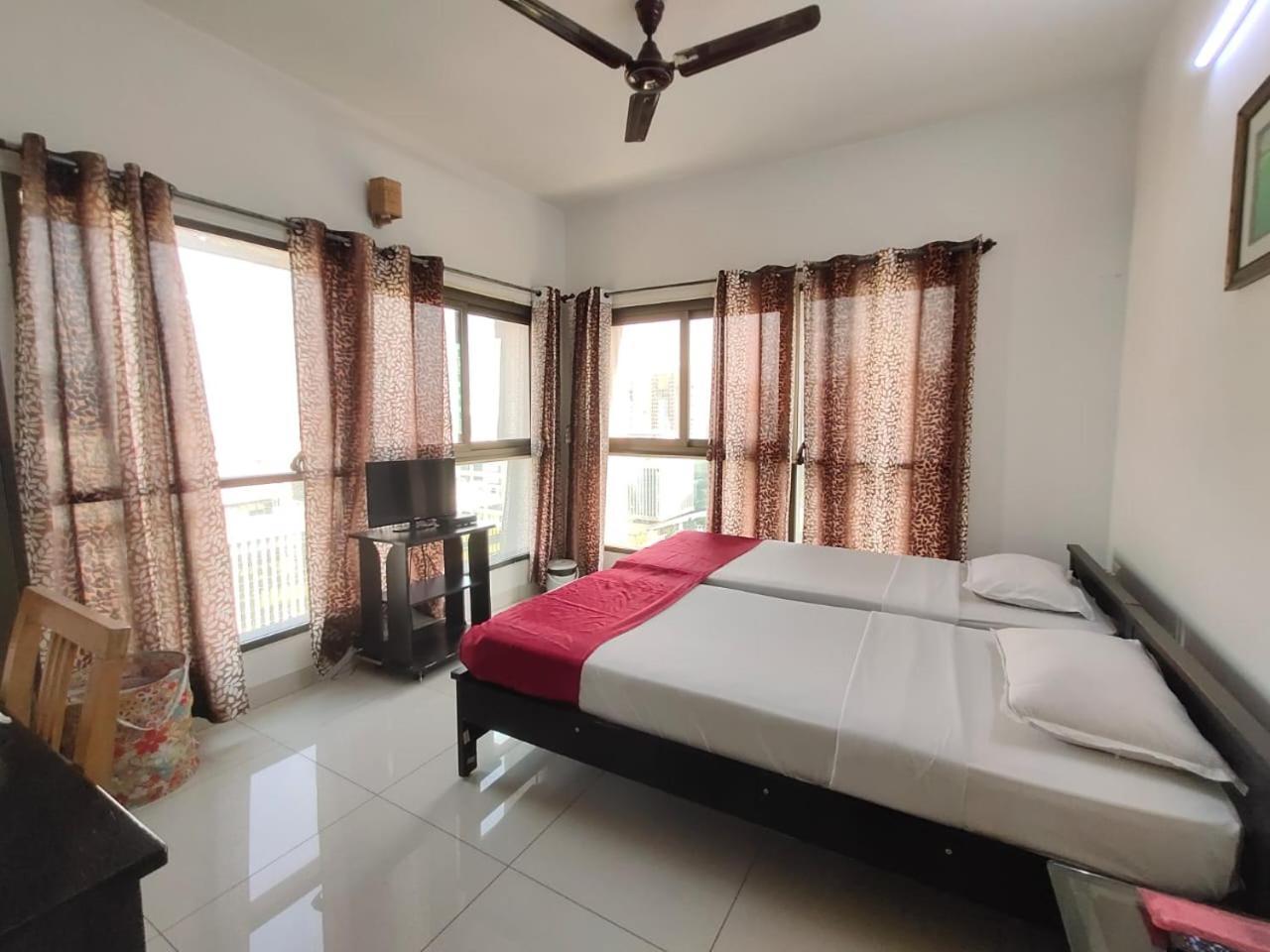 Private Rooms In Blue Ridge Hinjawadi Exterior foto